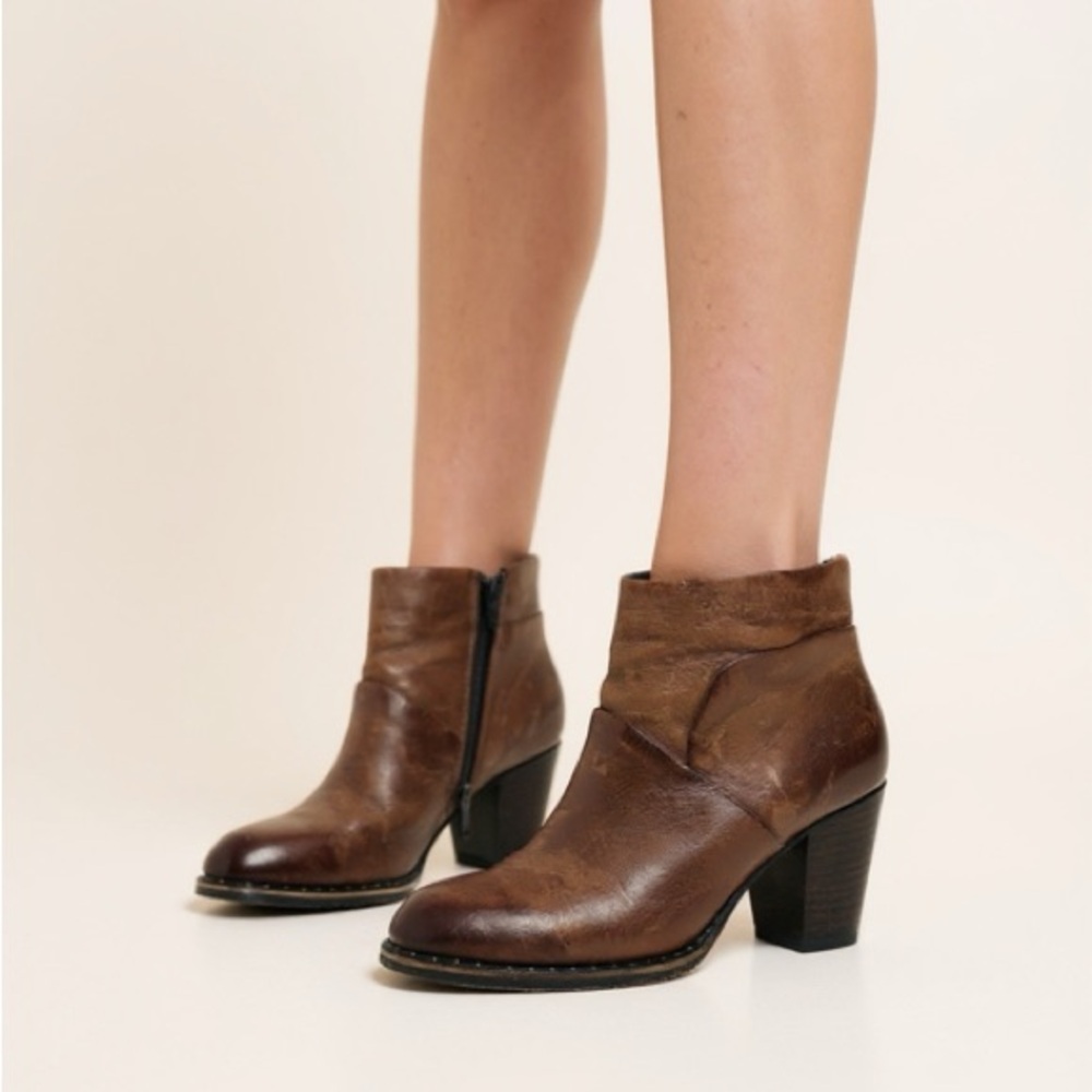 Paul Green Size 8/5.5 AU Brown Ladies Leather Boot